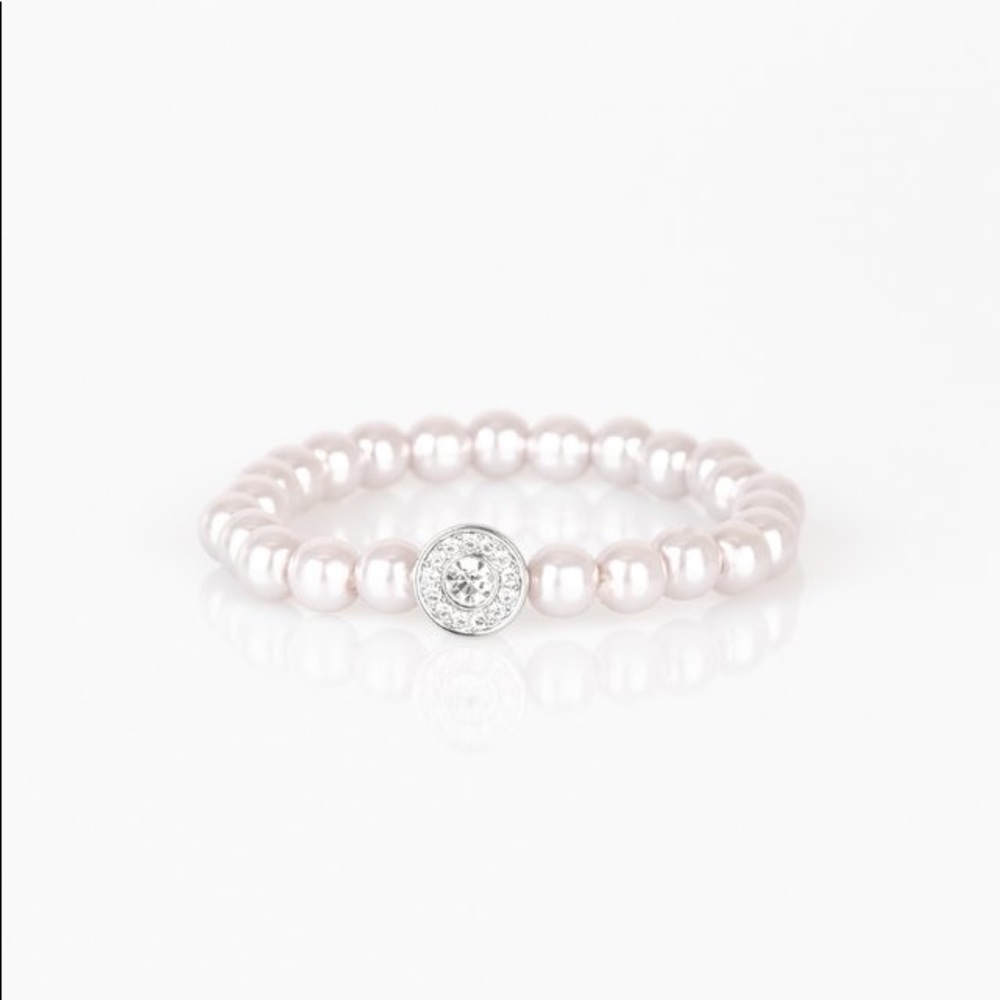 Brand New paparazzi Follow My Lead Silver Bracelet
